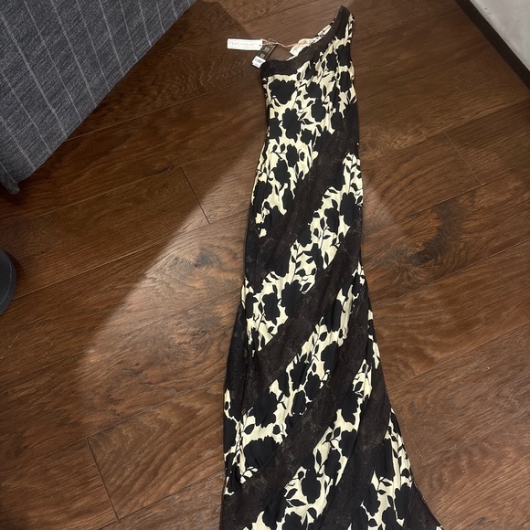 Jen's Pirate Booty Dresses & Skirts - Beautiful long silky and lace dress